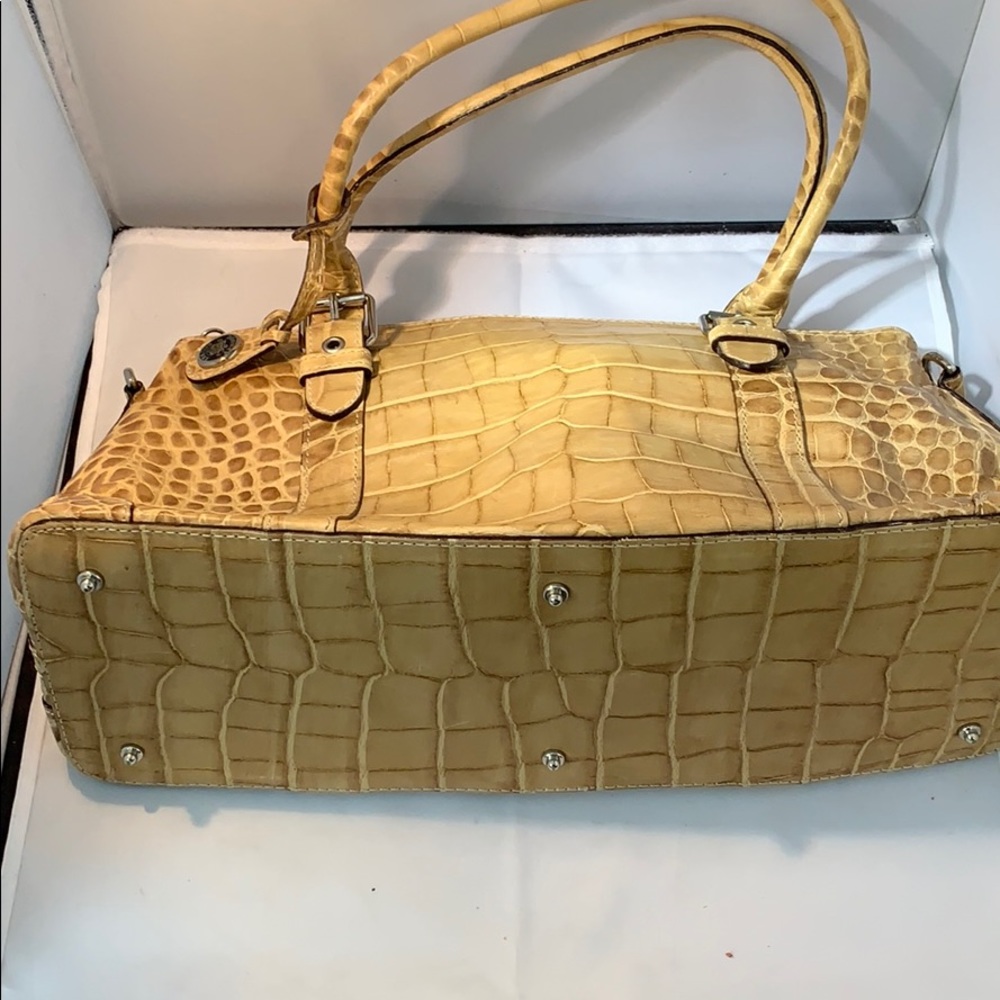 Dooney and Bourke crocodile embossed leather bag - Picture 3 of 5
